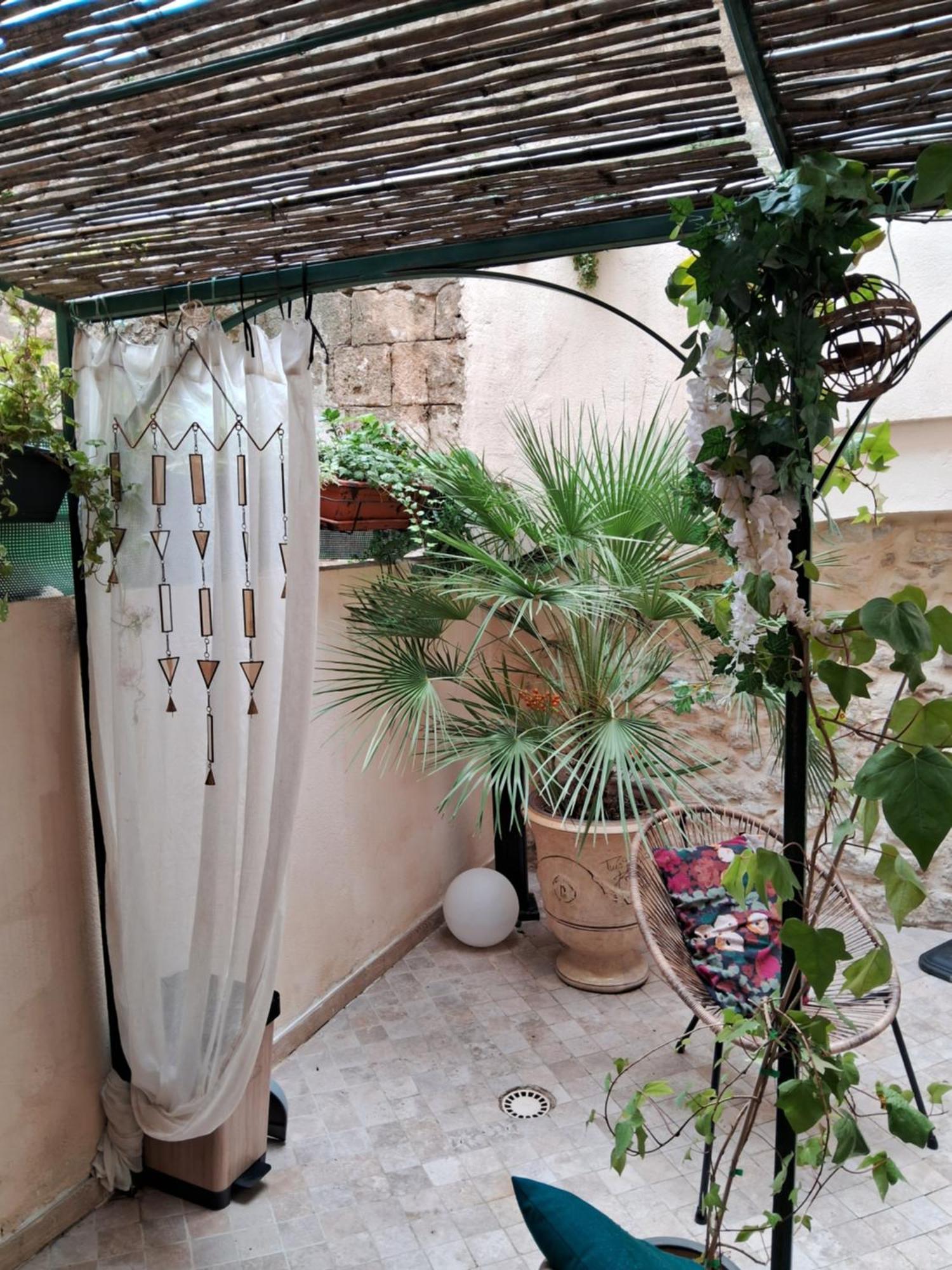Le Clos Du Rouet Tarascon Kültér fotó